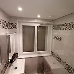Hadriel Host Appartement *