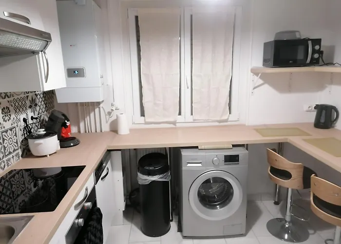 Hadriel Host Appartement